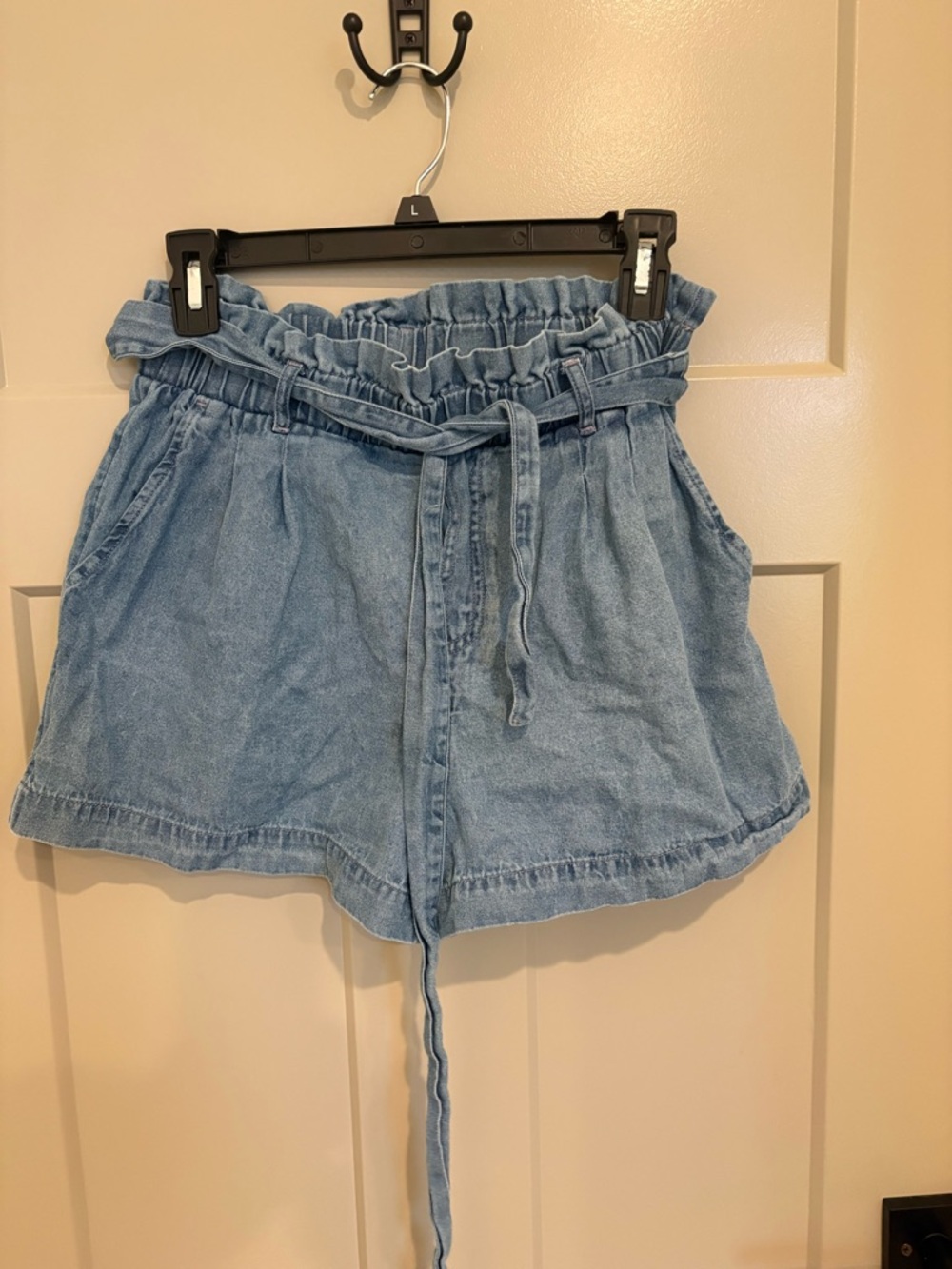 American Eagle Outfitters Light Blue Paperbag Waist Denim Shorts